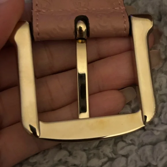 Gucci Pink Leather Belt Strap with Subtle Embossing - Picture 5 of 6